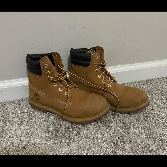 Timberland Boots - Picture 1 of 5